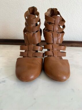 Women's Tan Strappy Leather Cage Heels